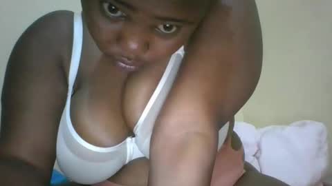 bebswee21 online show from May 2026 02:24:02 PM