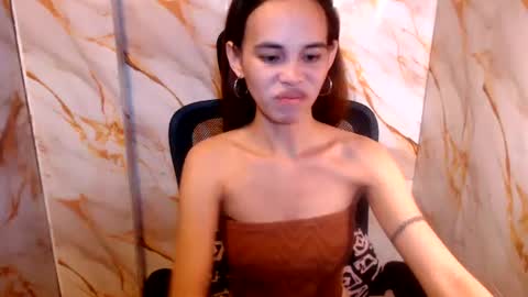 Snapshot of beccamiller22 chatting on July 2026 11:53:02 PM becca online show from July 2026 11:53:02 PM