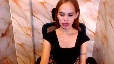 Snapshot of beccamiller22 chatting on July 2026 12:18:01 AM becca online show from July 2026 12:18:01 AM