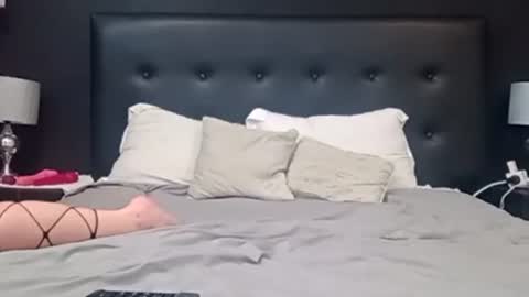 BECKY BOO  online show from November 2025 03:54:01 AM