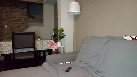 BECKY BOO  online show from May 2026 01:47:02 AM