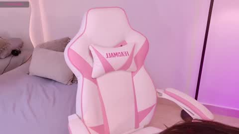 Becky James online show from December 2024 03:20:02 PM