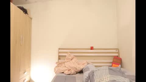 Snapshot of bee_thai chatting on March 2025 05:11:02 PM bee_thai online show from March 2025 05:11:02 PM