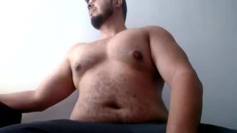 Snapshot of beefypecs_10 chatting on July 2026 10:47:01 PM Criss2fer online show from July 2026 10:47:01 PM