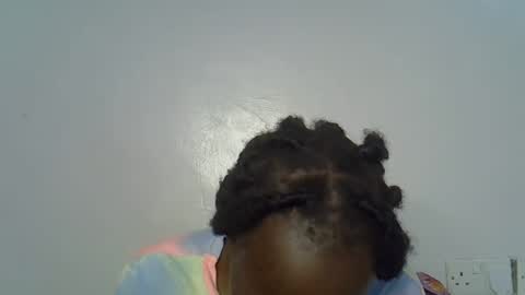 Snapshot of beeswee chatting on December 2024 10:43:01 AM beeswee online show from December 2024 10:43:01 AM