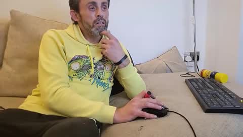 begbestuk online show from November 2025 03:17:01 AM