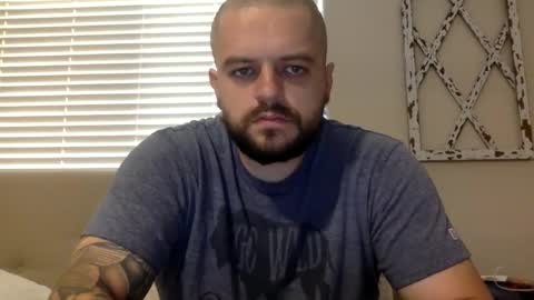 Snapshot of beginnersluck111 chatting on October 2025 05:43:02 PM Beginners Luck online show from October 2025 05:43:02 PM