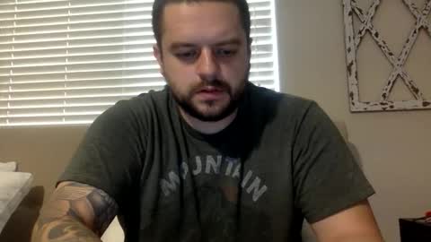 Snapshot of beginnersluck111 chatting on November 2025 05:03:02 PM Beginners Luck online show from November 2025 05:03:02 PM