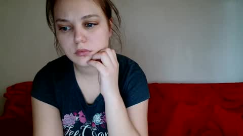 Snapshot of behappy4self chatting on February 2025 06:04:01 AM fuckharddadyback online show from February 2025 06:04:01 AM