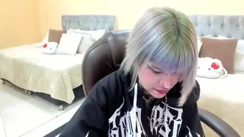 Bela online show from March 2026 12:45:02 PM