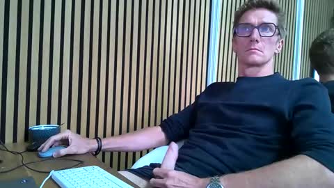 SexFriendFrance online show from September 2025 11:45:01 AM