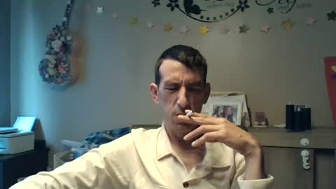 Snapshot of belgianboy33 chatting on July 2026 05:36:02 AM Dreamcock online show from July 2026 05:36:02 AM