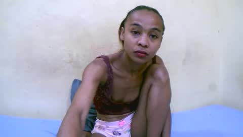 bella193999 online show from November 2025 02:05:01 PM