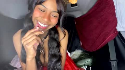 Snapshot of bella19sua chatting on November 2025 06:34:02 AM bella19sua online show from November 2025 06:34:02 AM