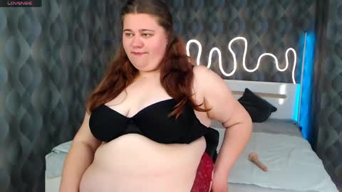 bella_blvack online show from May 2026 05:56:01 AM