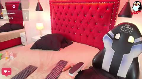 Bella  online show from November 2025 05:16:02 AM