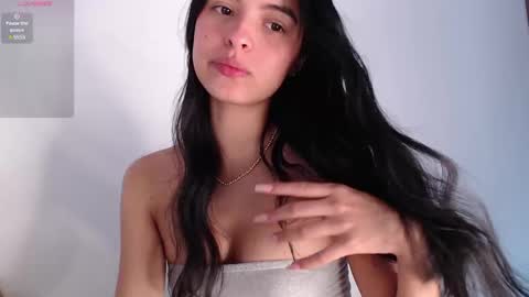 Snapshot of bella_musee chatting on February 2025 03:10:02 PM   online show from February 2025 03:10:02 PM