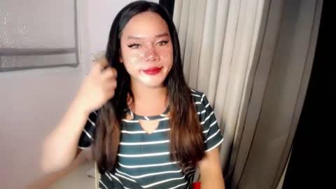 Snapshot of bella_ngo chatting on July 2026 12:44:01 PM bella_ngo online show from July 2026 12:44:01 PM