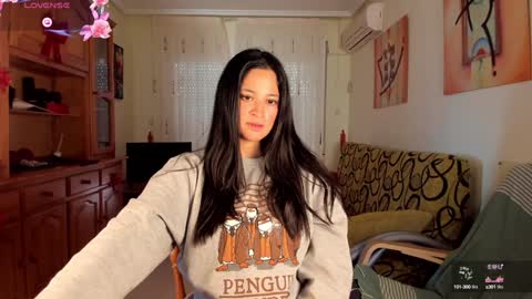 Snapshot of bella_pocahontas3 chatting on January 2025 11:32:01 AM bella_pocahontas3 online show from January 2025 11:32:01 AM