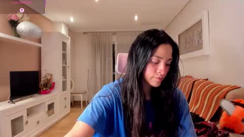 Snapshot of bella_pocahontas3 chatting on September 2025 08:23:01 PM bella_pocahontas3 online show from September 2025 08:23:01 PM
