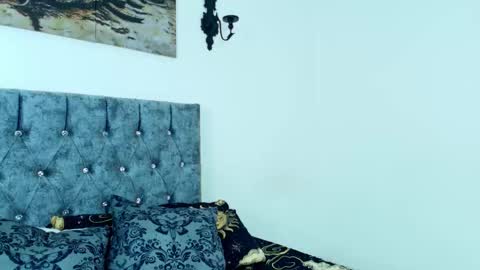 Snapshot of bella_poisonous chatting on November 2025 01:05:01 AM Bella online show from November 2025 01:05:01 AM