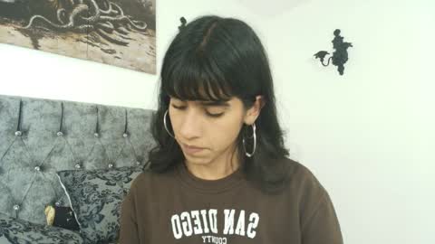 Bella online show from April 2026 02:06:01 AM