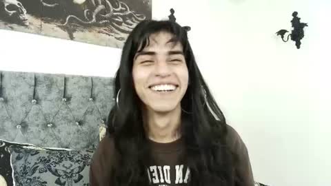 Snapshot of bella_poisonous chatting on July 2026 01:37:01 AM Bella online show from July 2026 01:37:01 AM