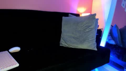 Snapshot of bella_ponce1 chatting on November 2025 12:16:02 AM Bella Ponce online show from November 2025 12:16:02 AM