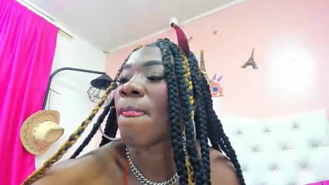 bella queen online show from June 2026 02:53:01 AM