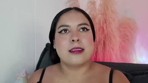 Snapshot of bella_saint33 chatting on July 2026 06:38:02 AM bella online show from July 2026 06:38:02 AM