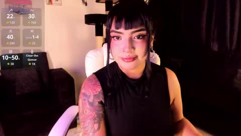 Snapshot of bellaa_miller chatting on October 2025 10:49:02 PM Bella online show from October 2025 10:49:02 PM
