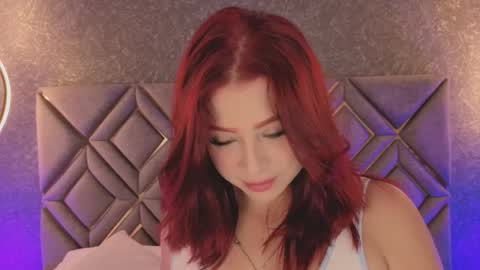 Snapshot of bellaa_swant chatting on November 2025 07:45:02 PM Cris online show from November 2025 07:45:02 PM