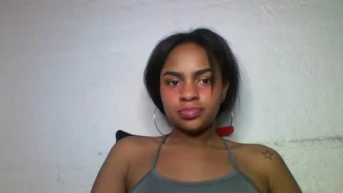 Snapshot of bellabeltra chatting on December 2024 08:53:01 PM Bella online show from December 2024 08:53:01 PM