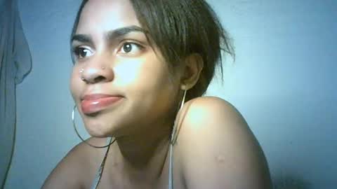 Snapshot of bellabeltra chatting on December 2024 01:32:02 AM Bella online show from December 2024 01:32:02 AM