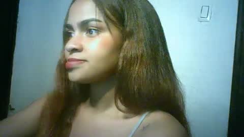 Snapshot of bellabeltra chatting on December 2024 01:10:02 AM Bella online show from December 2024 01:10:02 AM