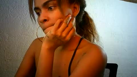 Snapshot of bellabeltra chatting on February 2025 06:17:02 AM Bella online show from February 2025 06:17:02 AM