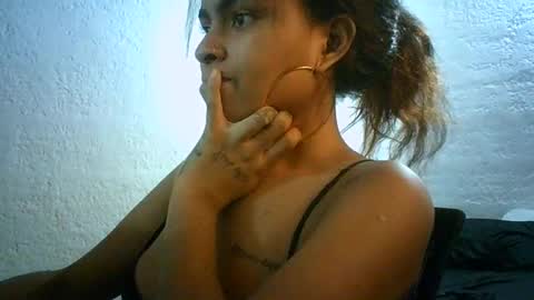 Snapshot of bellabeltra chatting on March 2025 06:59:01 AM Bella online show from March 2025 06:59:01 AM