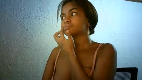 Snapshot of bellabeltra chatting on March 2025 08:52:01 AM Bella online show from March 2025 08:52:01 AM