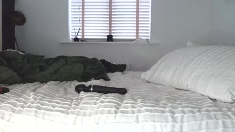 Bella Black online show from December 2025 10:52:02 AM