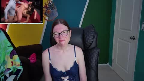BellaBlake96 online show from June 2026 06:25:02 PM