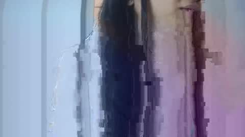 bellacrystall online show from March 2025 05:00:02 AM