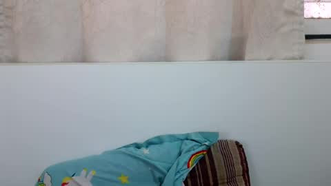Snapshot of bellacrystall chatting on June 2026 06:13:02 AM bellacrystall online show from June 2026 06:13:02 AM