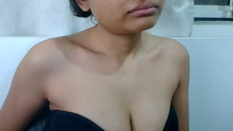 Snapshot of bellacrystall chatting on July 2026 06:45:01 PM bellacrystall online show from July 2026 06:45:01 PM
