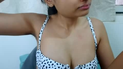 Snapshot of bellacrystall chatting on July 2026 11:08:02 AM bellacrystall online show from July 2026 11:08:02 AM