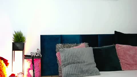 Snapshot of belladoyle chatting on January 2025 05:08:01 PM belladoyle online show from January 2025 05:08:01 PM