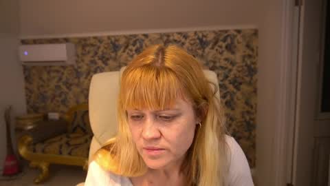 Bella online show from April 2026 01:09:02 PM