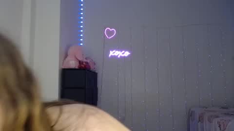 Bella Monroe online show from February 2025 08:33:02 AM