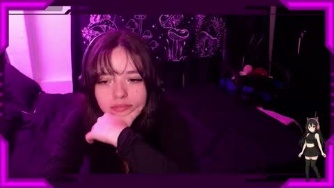 Bella Monteluna online show from November 2025 02:45:02 AM