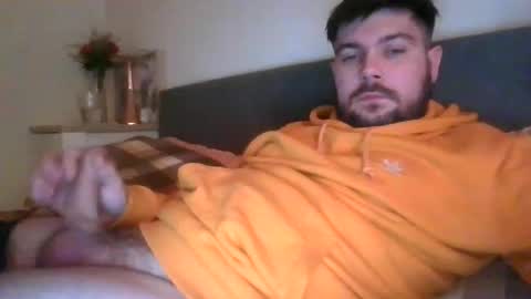 Snapshot of bellandballs chatting on December 2024 03:44:02 AM bellandballs online show from December 2024 03:44:02 AM