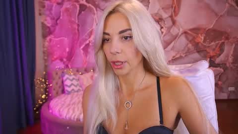Snapshot of bellarayyy chatting on October 2025 02:01:02 PM Bella online show from October 2025 02:01:02 PM